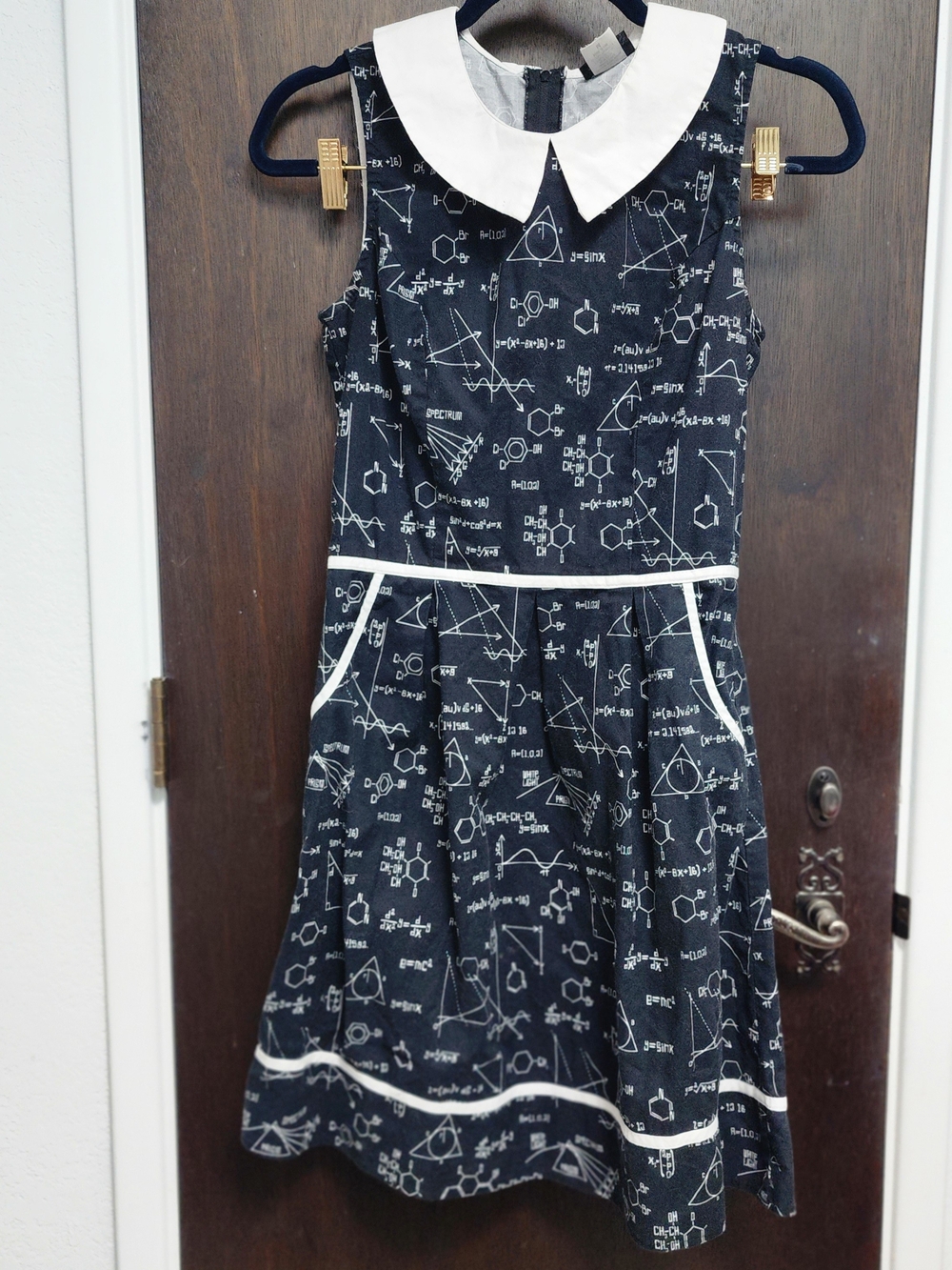 Retrolicious "All Eyes on Unique" Science & Math Formula A-Line Dress M